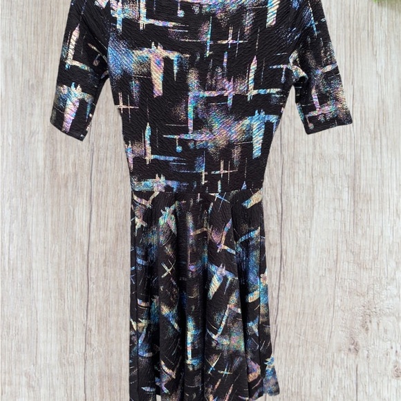 Lularoe Nicole Elegant line - Picture 5 of 5